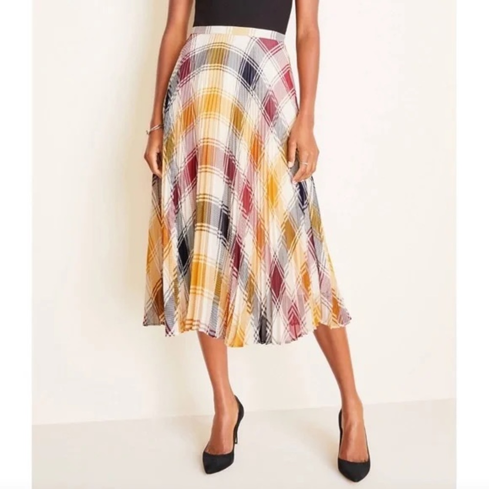 Ann Taylor Pleated Plaid Skirt Size 10p